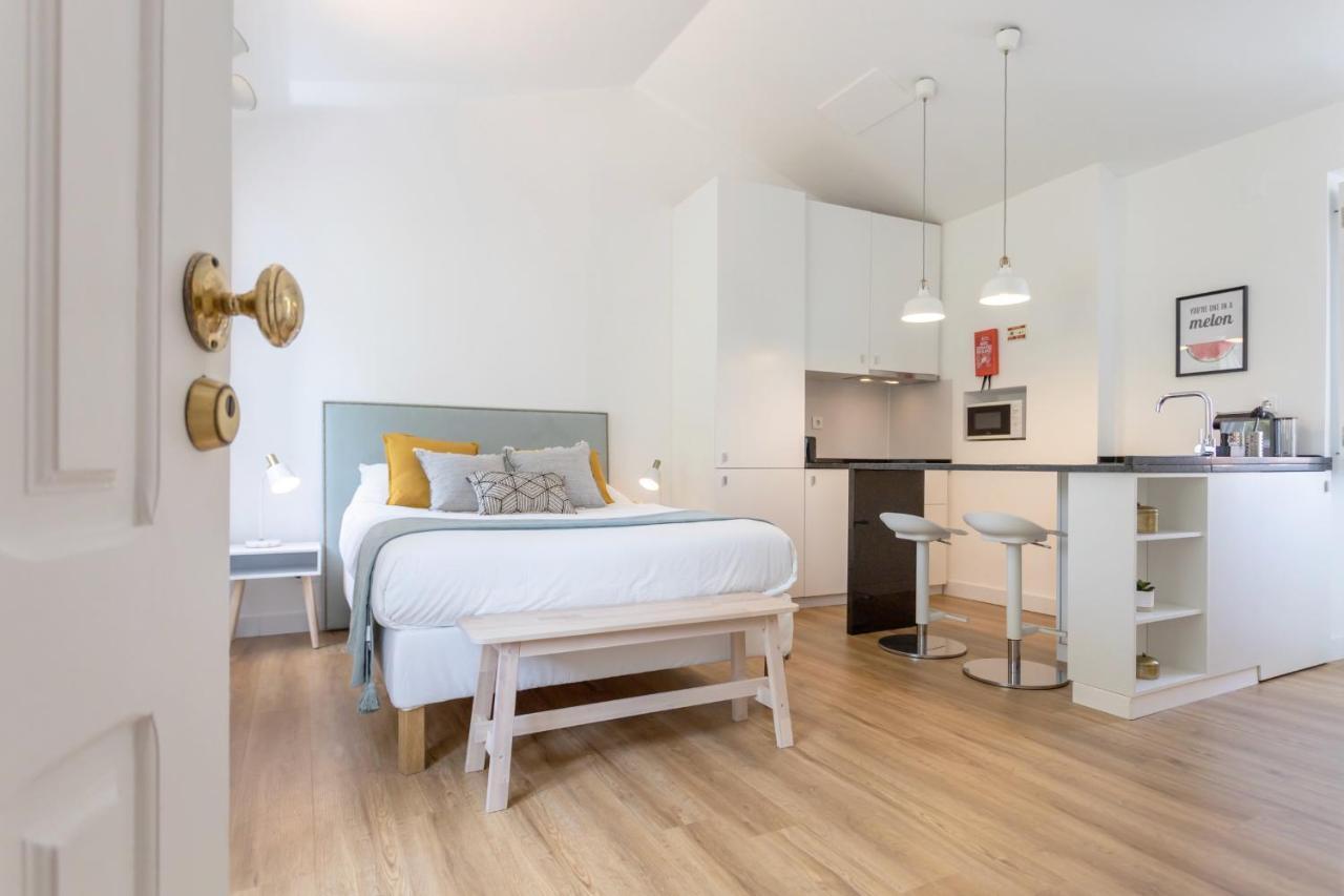 Setubal Citycenter Studios מראה חיצוני תמונה