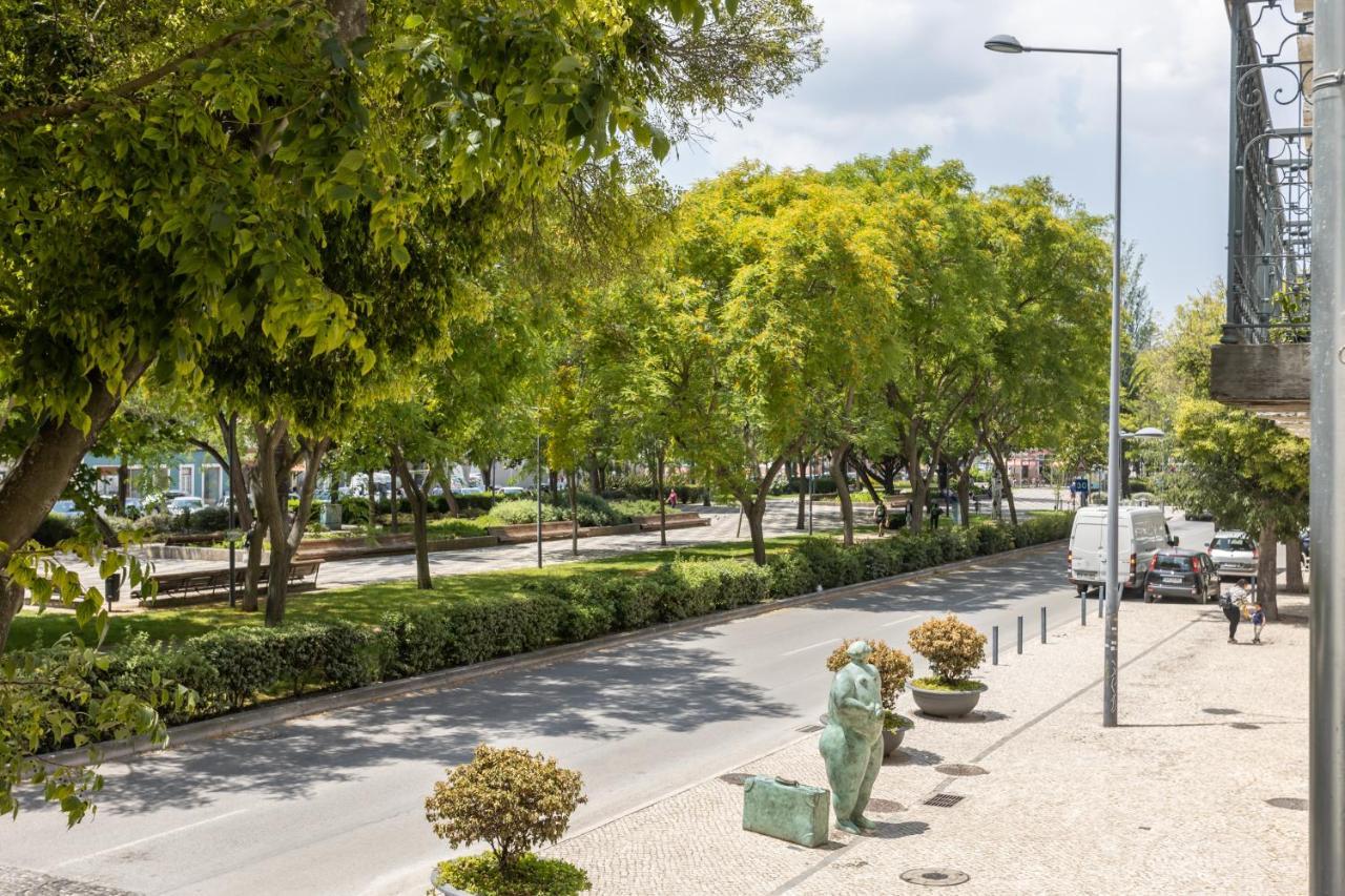 Setubal Citycenter Studios מראה חיצוני תמונה
