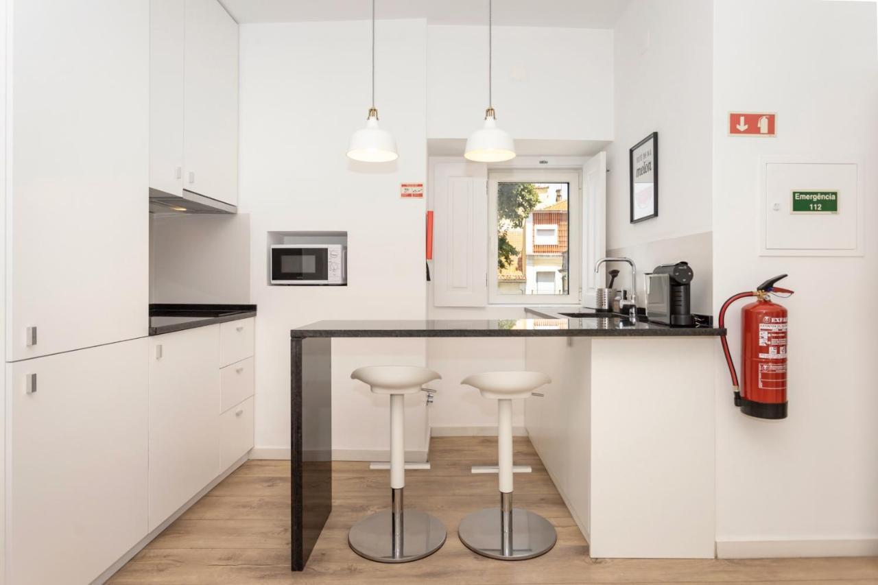 Setubal Citycenter Studios מראה חיצוני תמונה